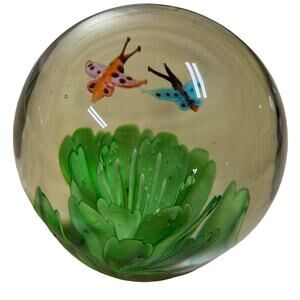 Vintage Silvestri Paperweight Dragonfly Green Leaf Design Good Condition